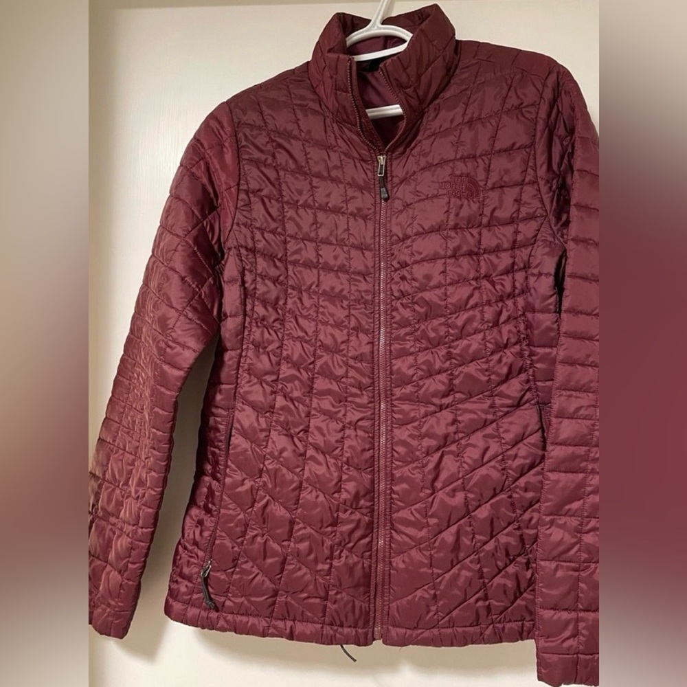 The North Face jacket L burgundy
